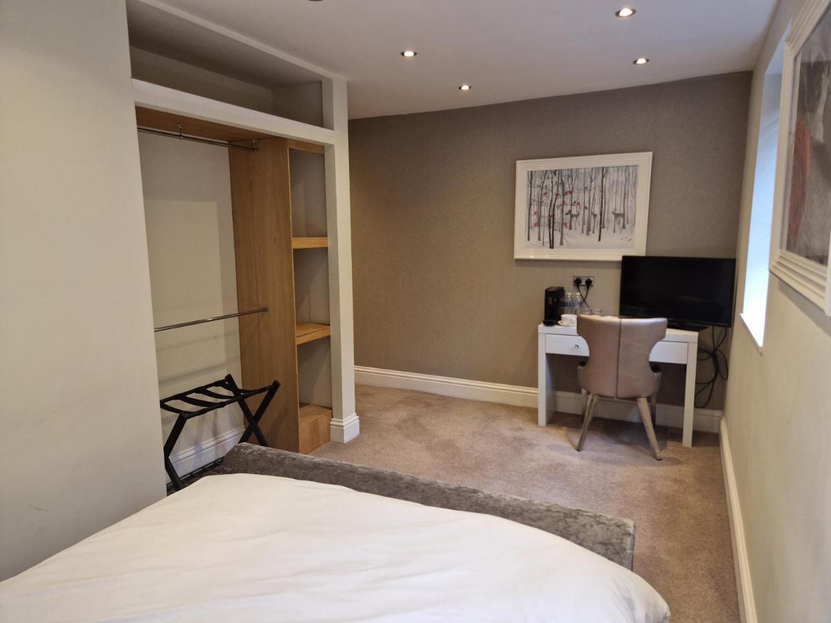 The George Wright Boutique Hotel, Bar & Restaurant ロザーハム エクステリア 写真
