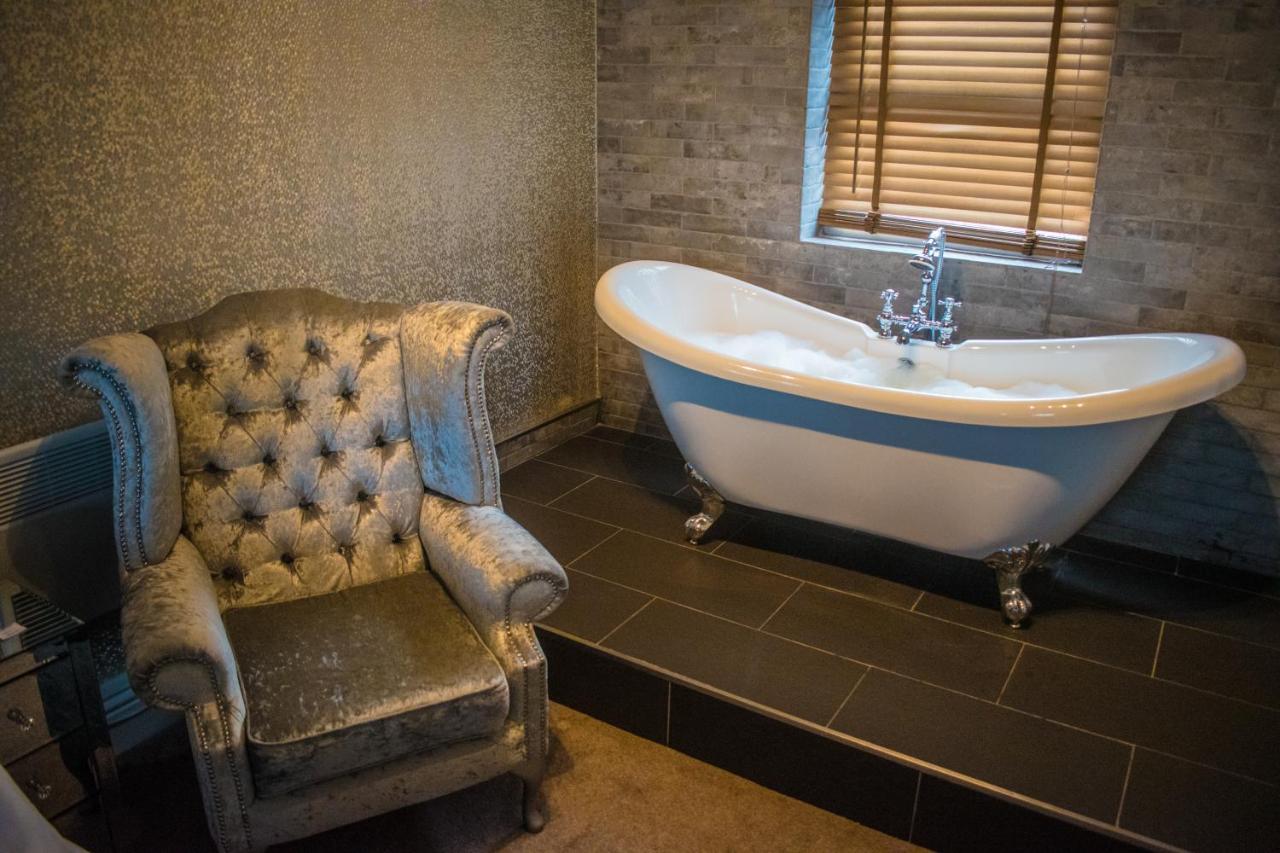 The George Wright Boutique Hotel, Bar & Restaurant ロザーハム エクステリア 写真