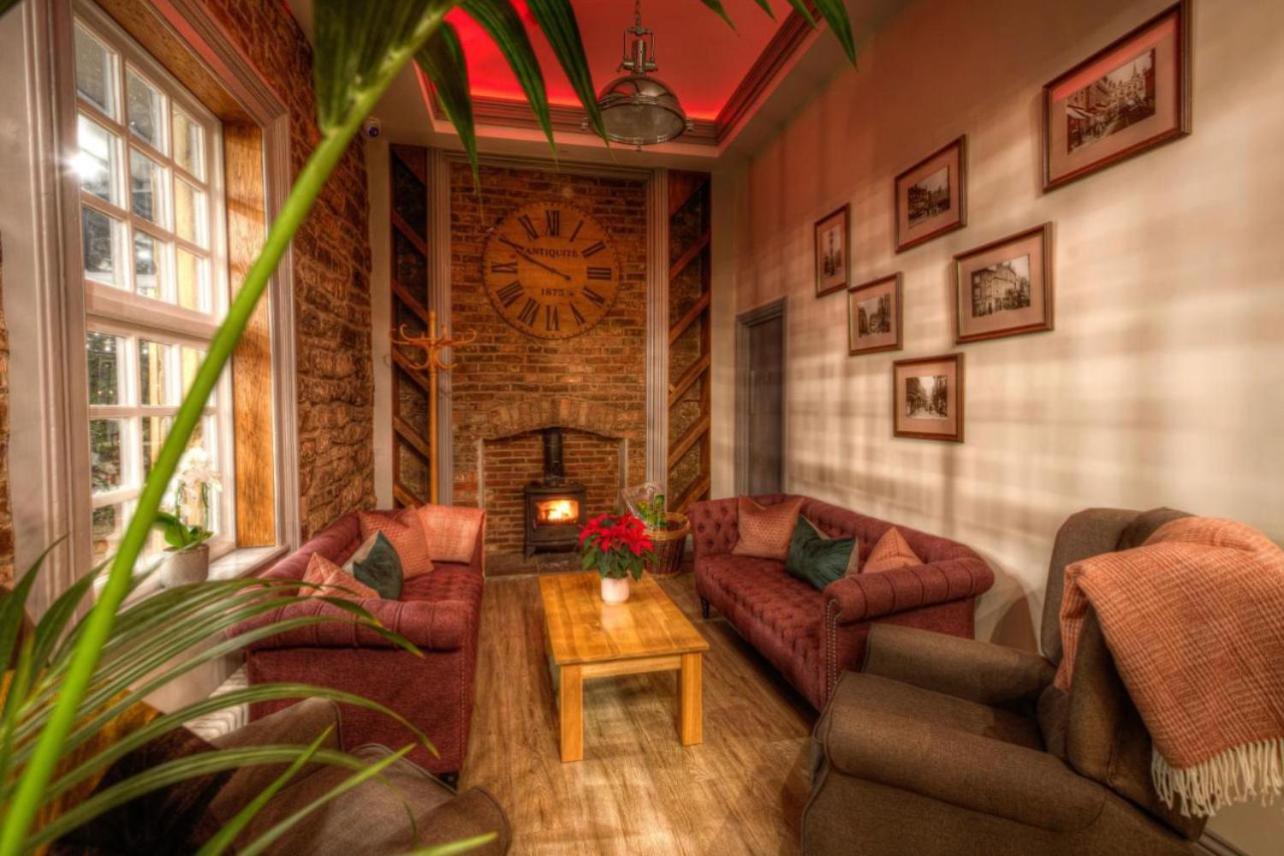 The George Wright Boutique Hotel, Bar & Restaurant ロザーハム エクステリア 写真