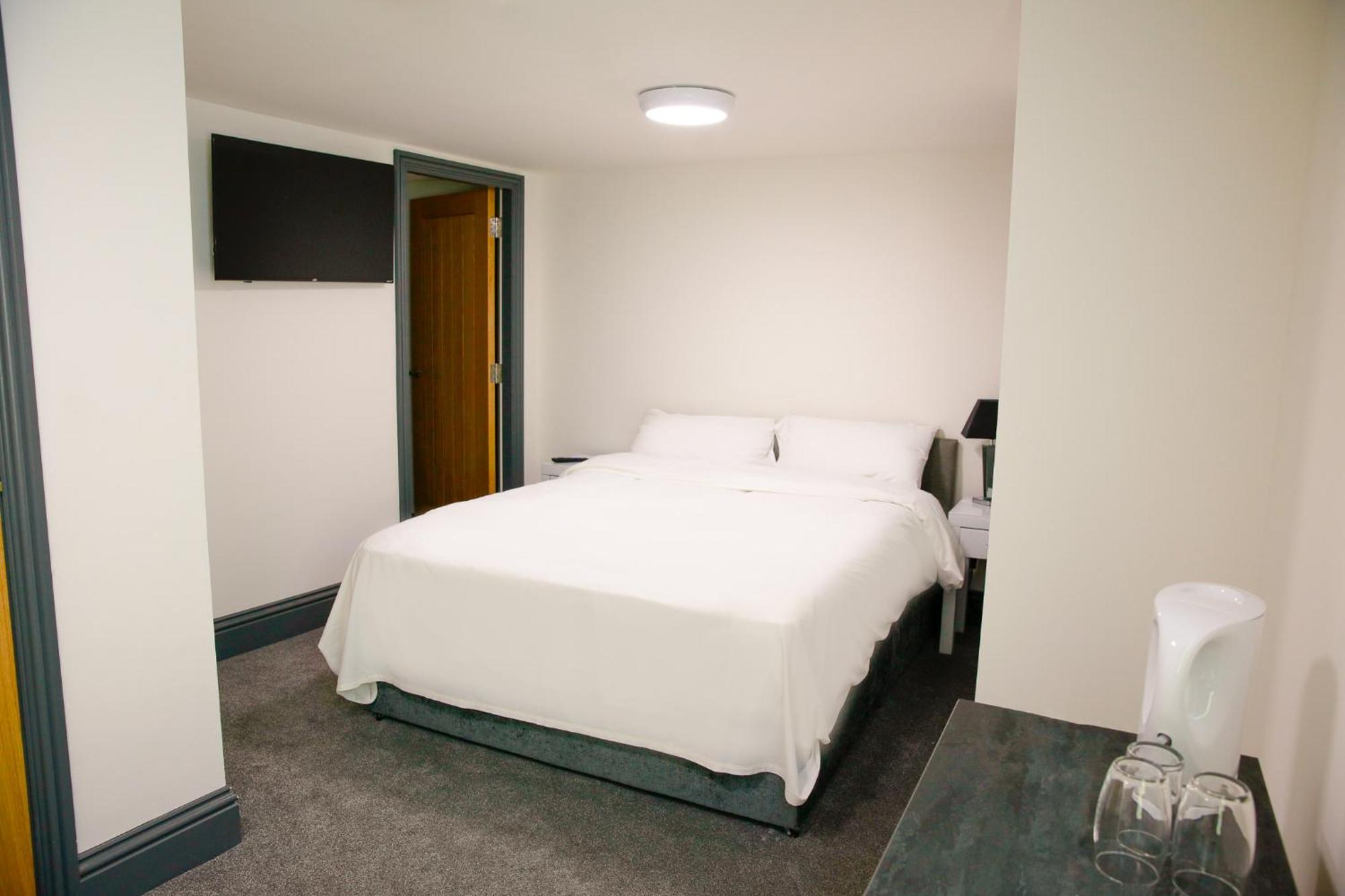 The George Wright Boutique Hotel, Bar & Restaurant ロザーハム エクステリア 写真
